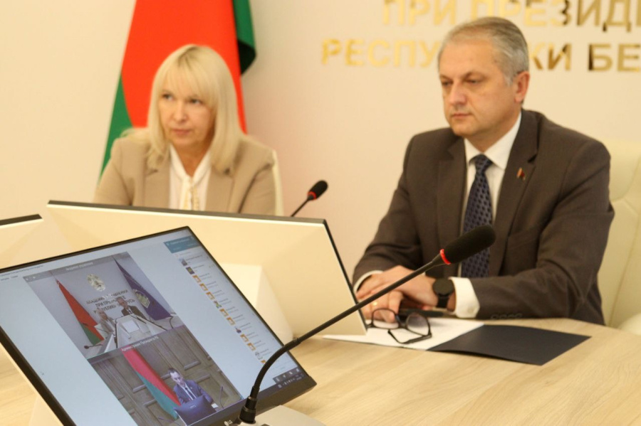Более 150 руководителей местных органов управления начали обучение в Президентской Академии