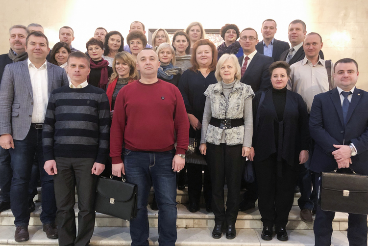 Слушатели Института государственной службы посетили Национальный художественный музей в рамках выездного занятия Слушатели Института государственной службы посетили Национальный художественный музей в рамках выездного занятия