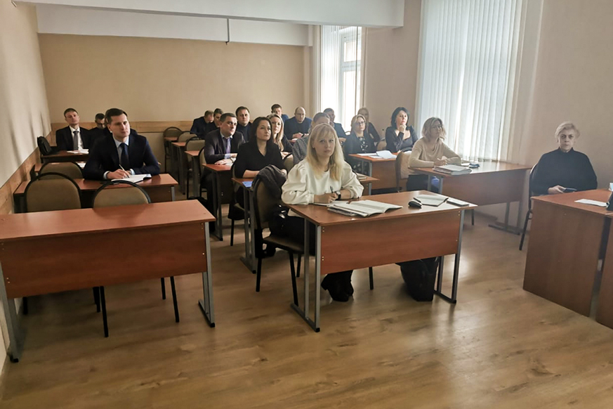 Слушатели Академии управления приняли участие в видеоконференции «Эволюция, проблемы и перспективы развития малого и среднего предпринимательства в России на примере Тюменской области» Слушатели Академии управления приняли участие в видеоконференции «Эволюция, проблемы и перспективы развития малого и среднего предпринимательства в России на примере Тюменской области»