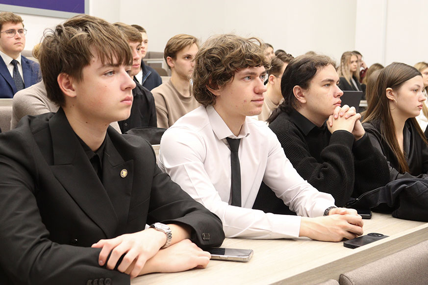 В Академии управления стартовал конкурс «Лучший преподаватель»