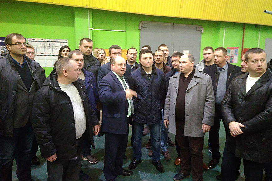 Слушатели Института государственной службы ознакомились с деятельностью ОАО «Управляющая компания холдинга «БЕЛКОММУНМАШ» Слушатели Института государственной службы ознакомились с деятельностью ОАО «Управляющая компания холдинга «БЕЛКОММУНМАШ»
