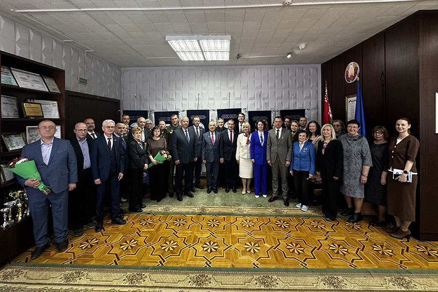 Представитель Академии управления принял участие в круглом столе «К 40-летию катастрофы на Чернобыльской атомной электростанции»