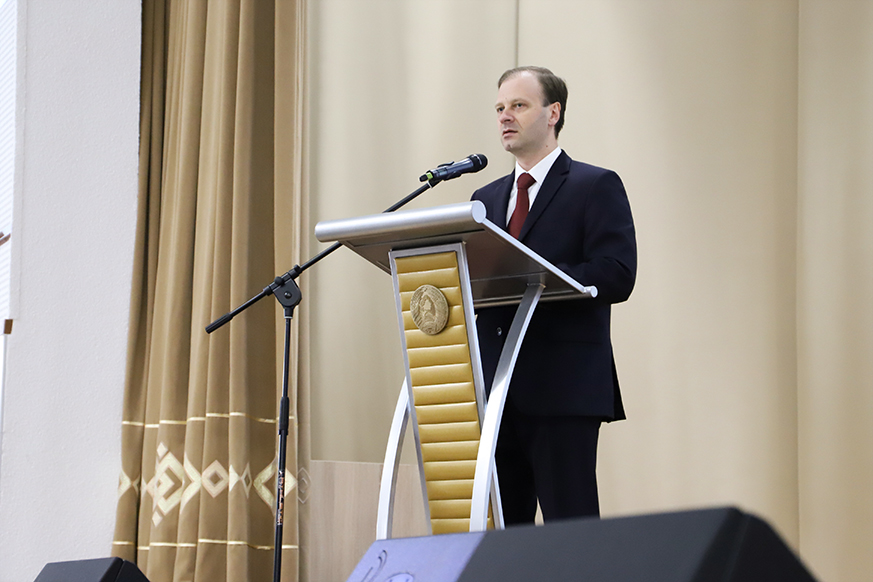 «Важнейшим навыком для слушателя является способность к обучению на протяжении всей жизни»: Владислав Щепов о кафедре государственной экономической политики, научной деятельности и учебном процессе