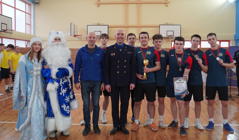 Команда Академии управления – призер турнира по мини-футболу