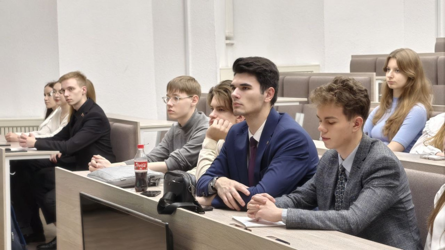 Цветные революции: почему они опасны?