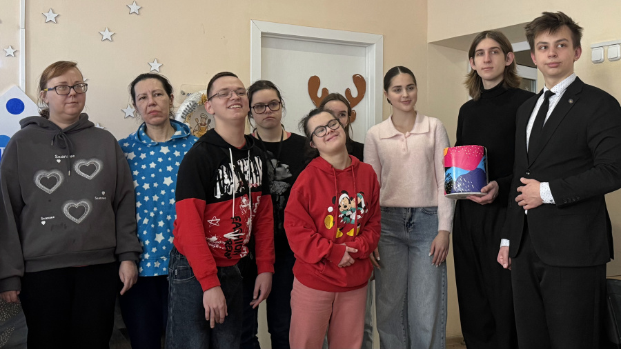 Волонтеры отряда «Доброе сердце» посетили городской социальный пансионат «Малиновка»и социальные мастерские «ЗдольныЯ»