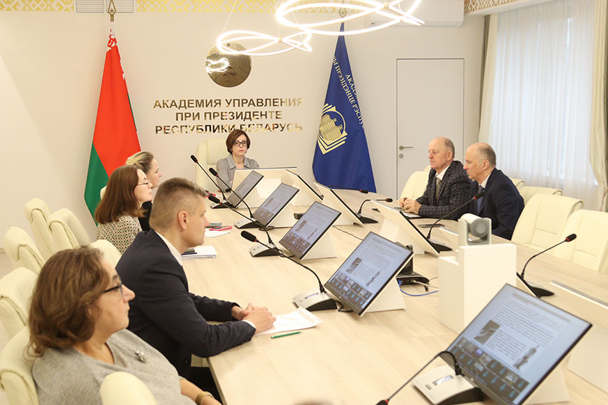 Искусственный интеллект – современный инструмент подготовки квалификационных научных работ (диссертаций)