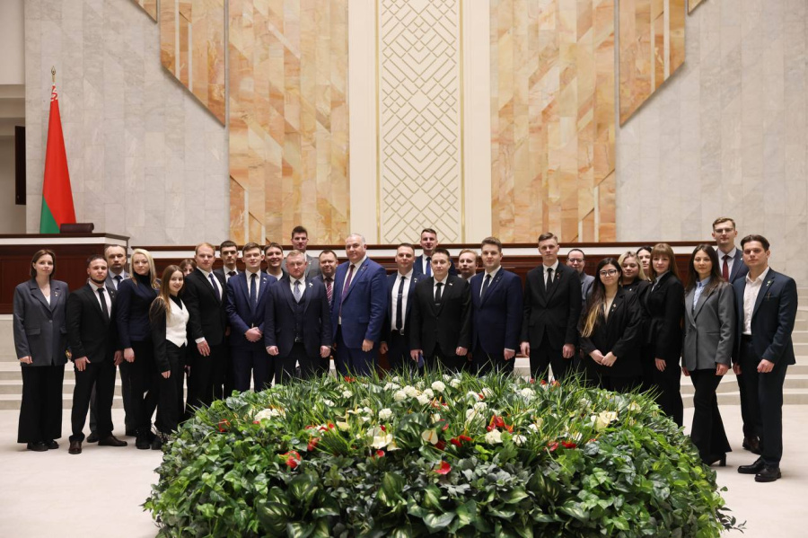 Четвертый день проекта "Актуальные вопросы партийного строительства Беларуси": взаимодействие партий и избирательная система