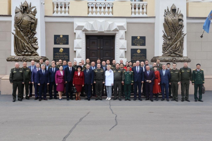 Представитель Президентской Академии принял участие в Международном военно-научном форуме 