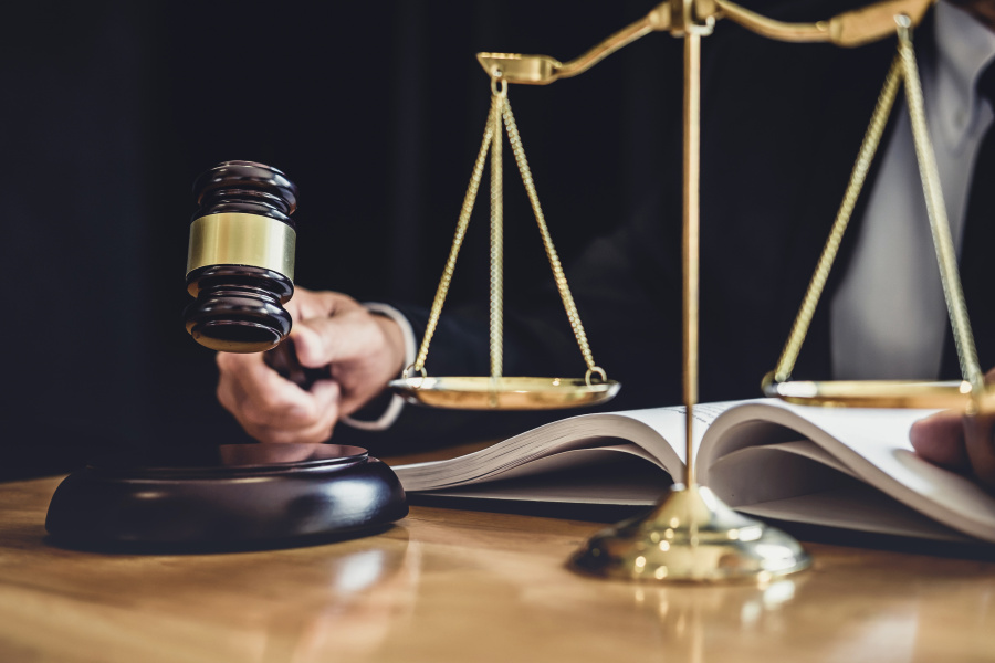 Поздравление с Днем юриста Поздравление с Днем юриста