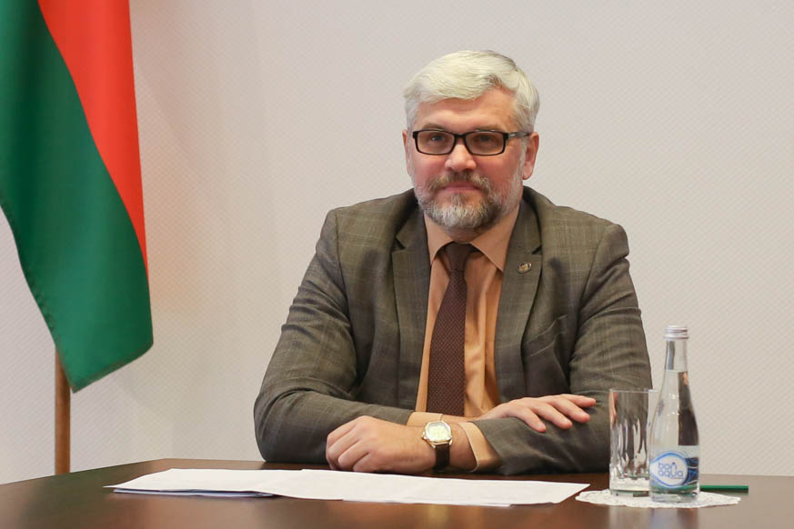 Для преподавателей белорусских высших учебных заведений стартовало обучение по программе повышения квалификации «Международные отношения и евразийская интеграция» Для преподавателей белорусских высших учебных заведений стартовало обучение по программе повышения квалификации «Международные отношения и евразийская интеграция»