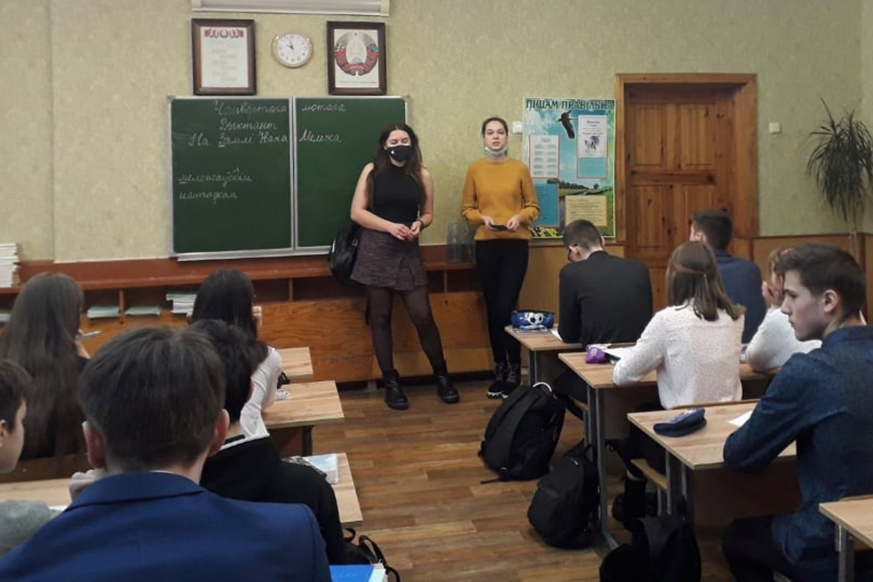 Студенты в проекте Профориентационная путевка.jpg