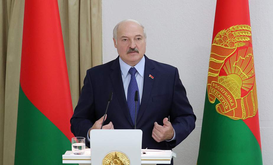 Визит Президента в Академию управления.jpg
